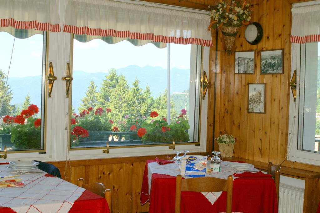 Albergo San Lorenzo Santo Stefano dʼAveto Esterno foto